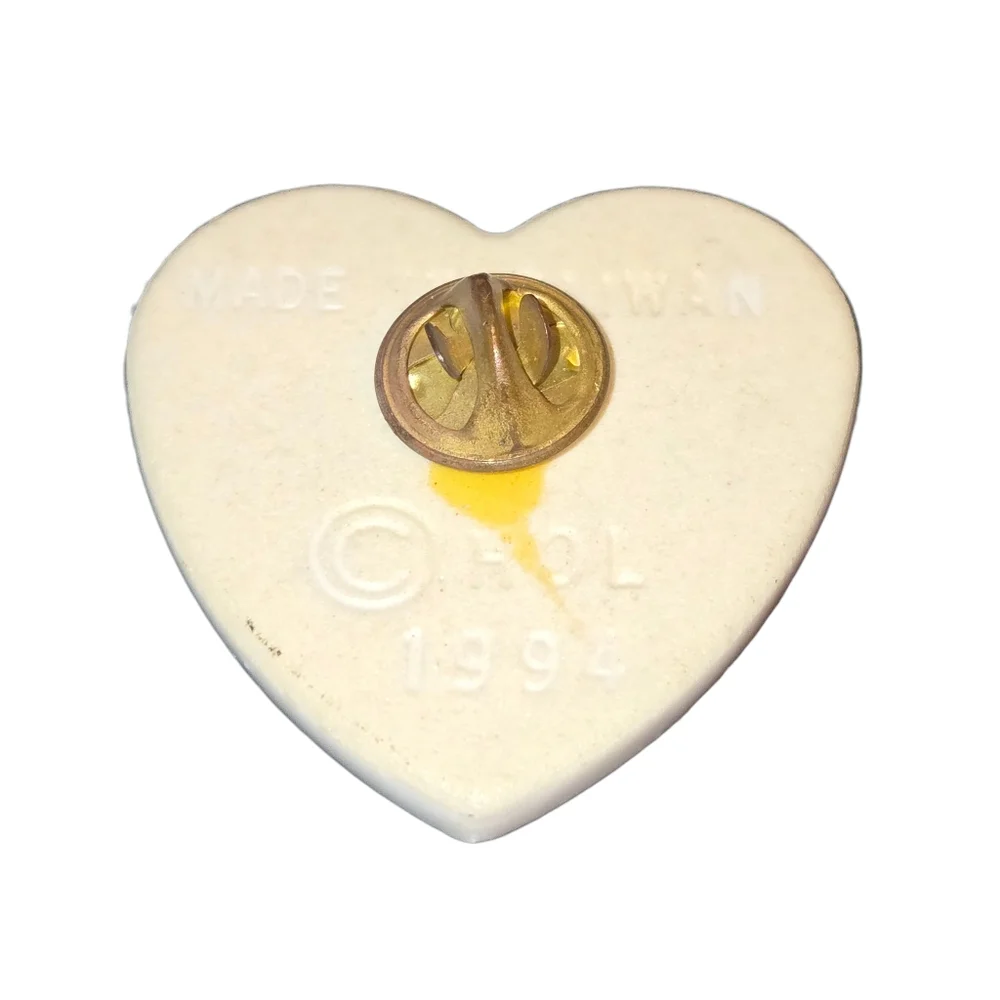 Jesus Is The‎ Heart Of The Season VTG White Poinsettia Accented Heart Shaped Pin